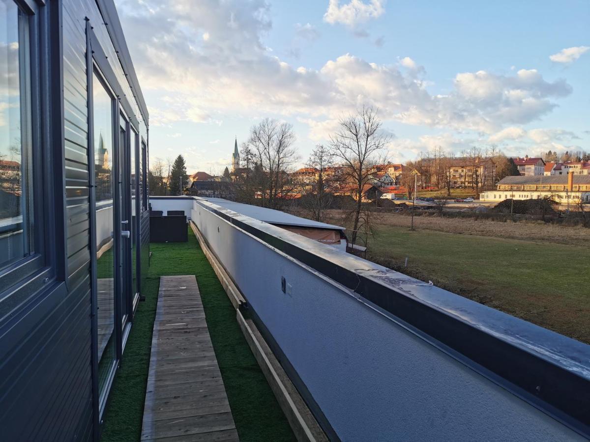 Roof Apartment Art-Pe Trebnje Exterior photo