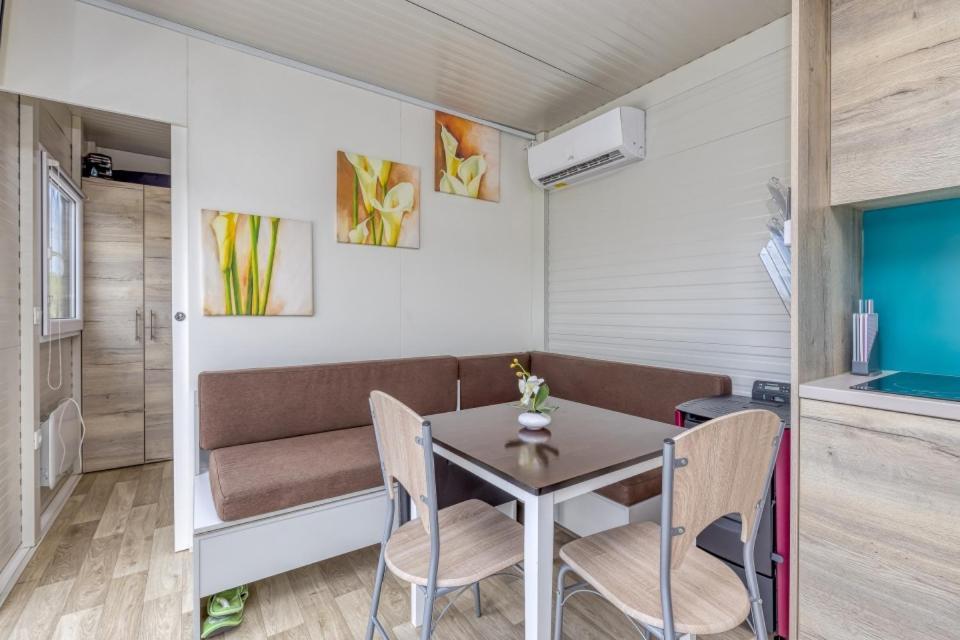 Roof Apartment Art-Pe Trebnje Exterior photo